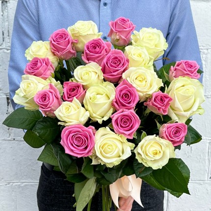 Букет из белых и розовых роз - купить с доставкой в по Новосибирску
